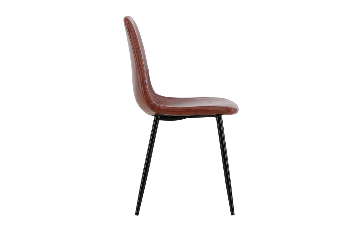 Polar Stuhl in Braun präsentiert im Onlineshop von KAQTU Design AG. Stuhl ist von Venture Home