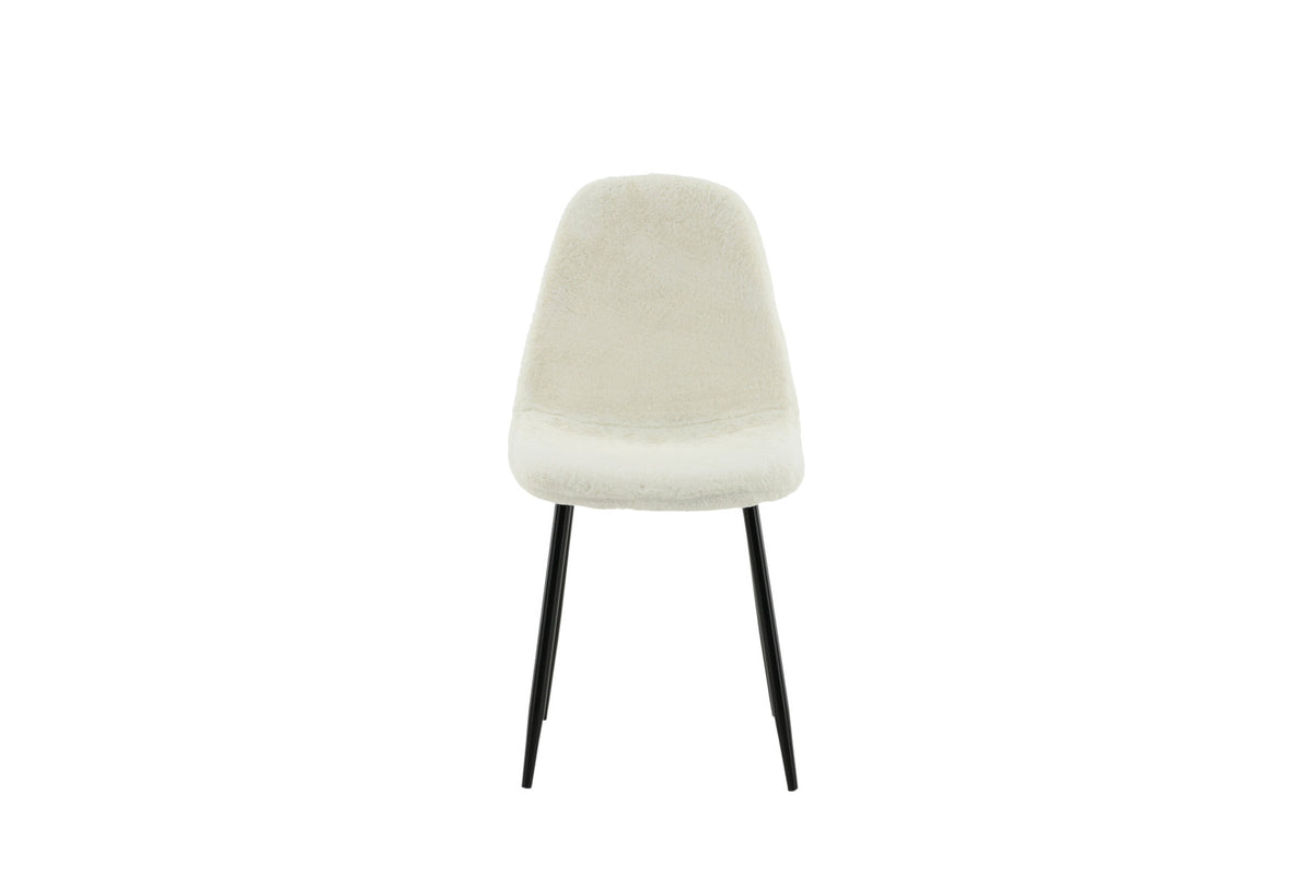 Polar Stuhl Fluff in Weiss präsentiert im Onlineshop von KAQTU Design AG. Stuhl ist von Venture Home