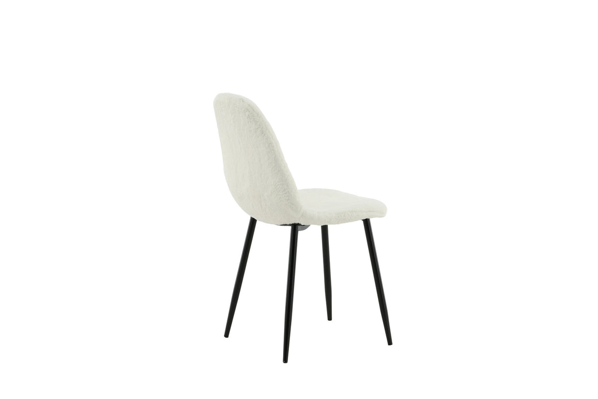 Polar Stuhl Fluff in Weiss präsentiert im Onlineshop von KAQTU Design AG. Stuhl ist von Venture Home