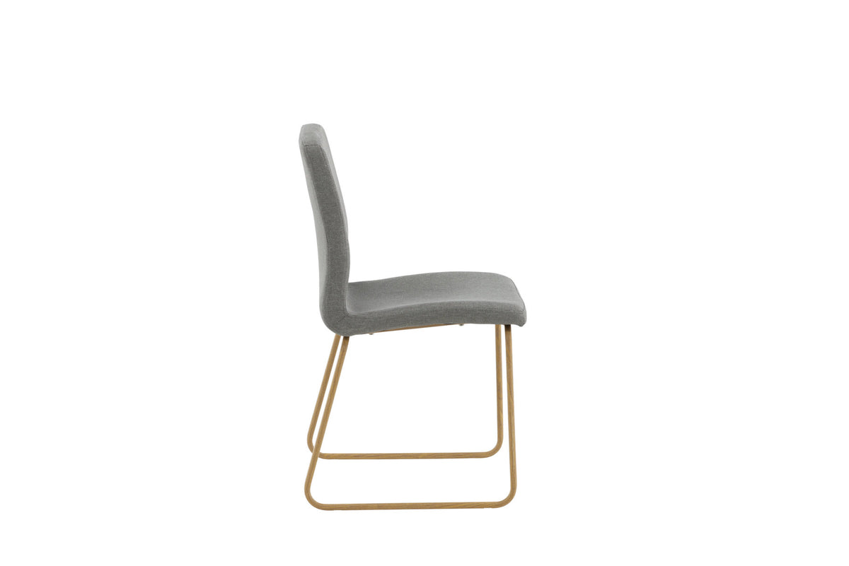 Mace Stuhl in Grau/ Natur präsentiert im Onlineshop von KAQTU Design AG. Gartenstuhl ist von Venture Home