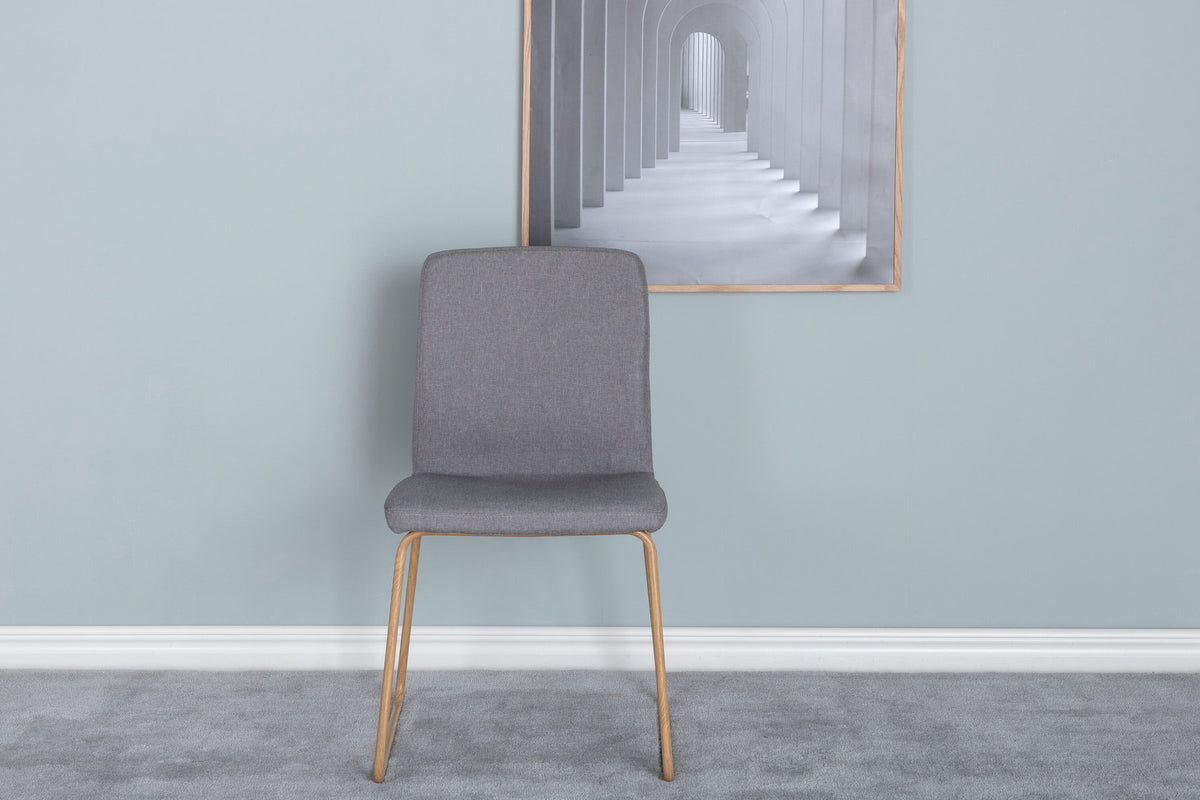 Mace Stuhl in Grau/ Natur präsentiert im Onlineshop von KAQTU Design AG. Gartenstuhl ist von Venture Home