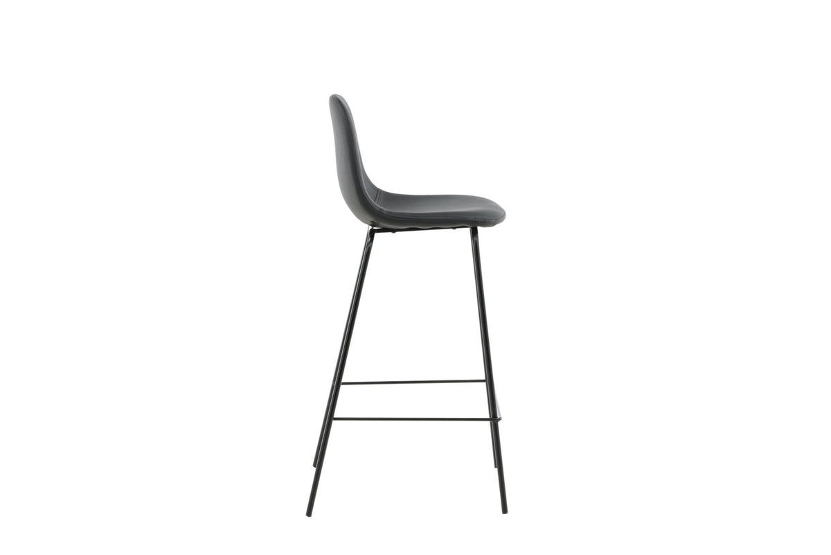 Polar Barstuhl in Schwarz präsentiert im Onlineshop von KAQTU Design AG. Barstuhl ist von Venture Home