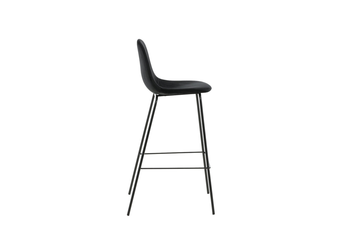 Polar Barstuhl in Schwarz präsentiert im Onlineshop von KAQTU Design AG. Barstuhl ist von Venture Home