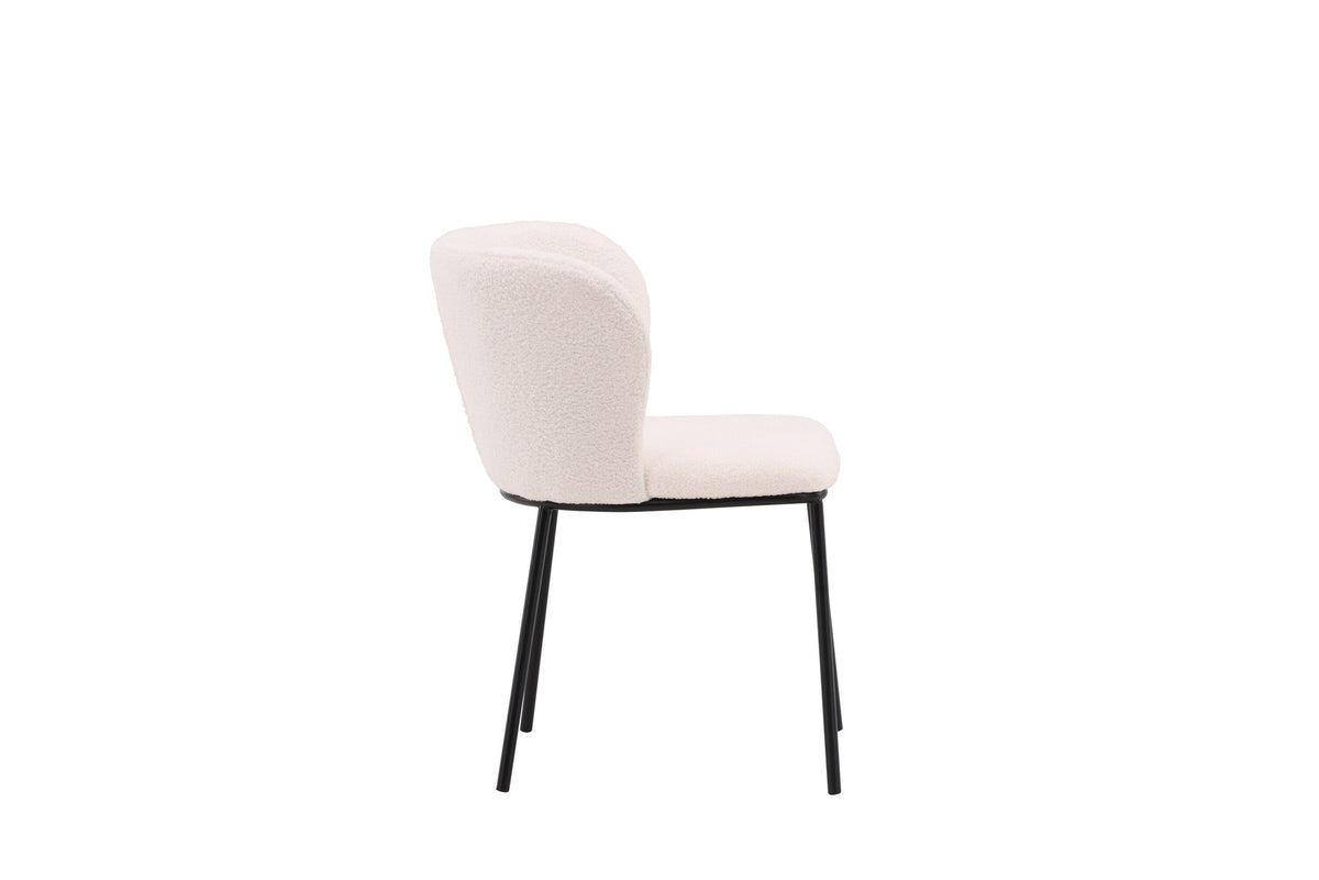 Edina Stuhl in Weiss präsentiert im Onlineshop von KAQTU Design AG. Schalenstuhl ist von Venture Home