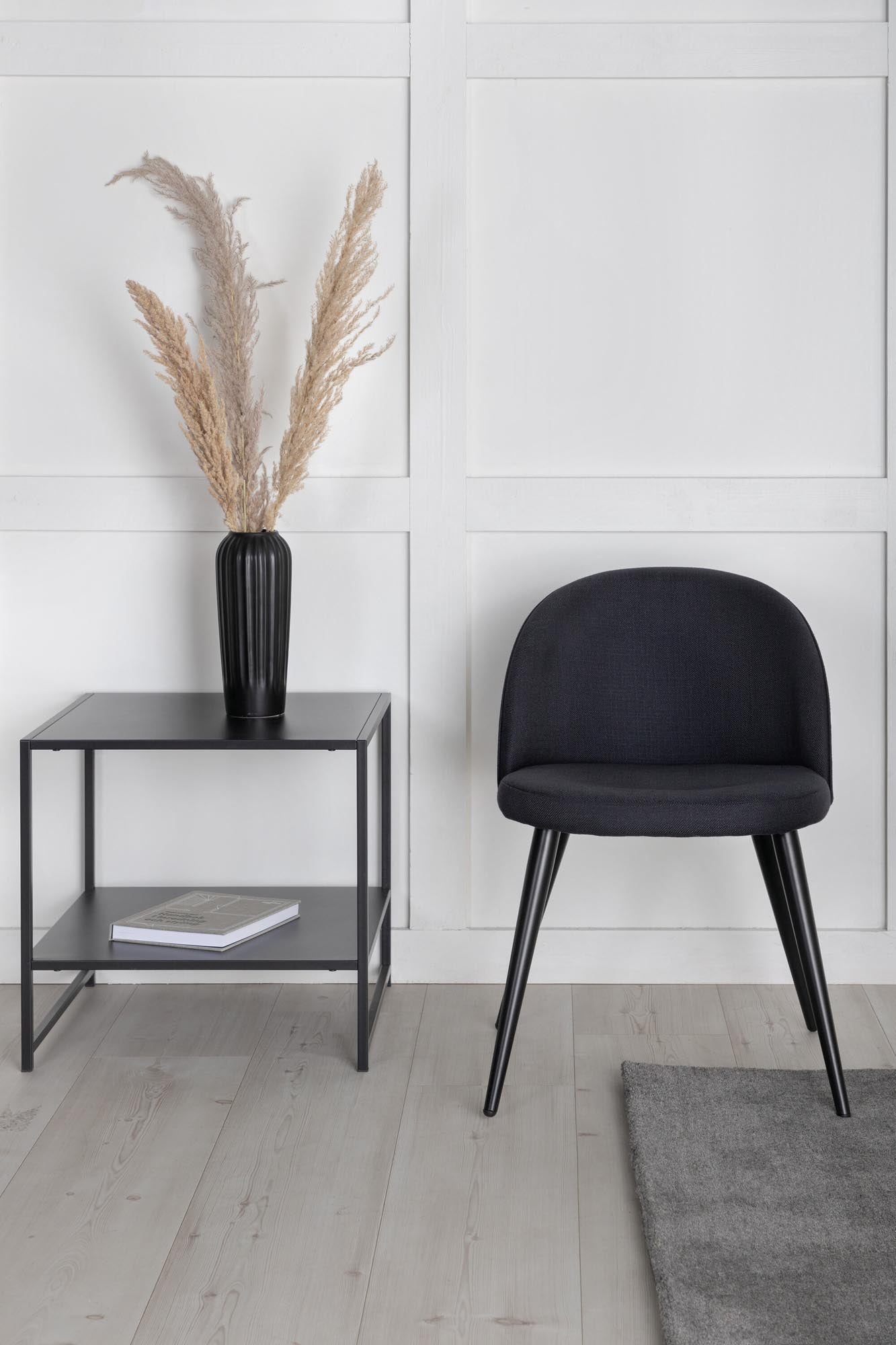 Velvet Stuhl in Schwarz/Schwarz präsentiert im Onlineshop von KAQTU Design AG. Schalenstuhl ist von Venture Home