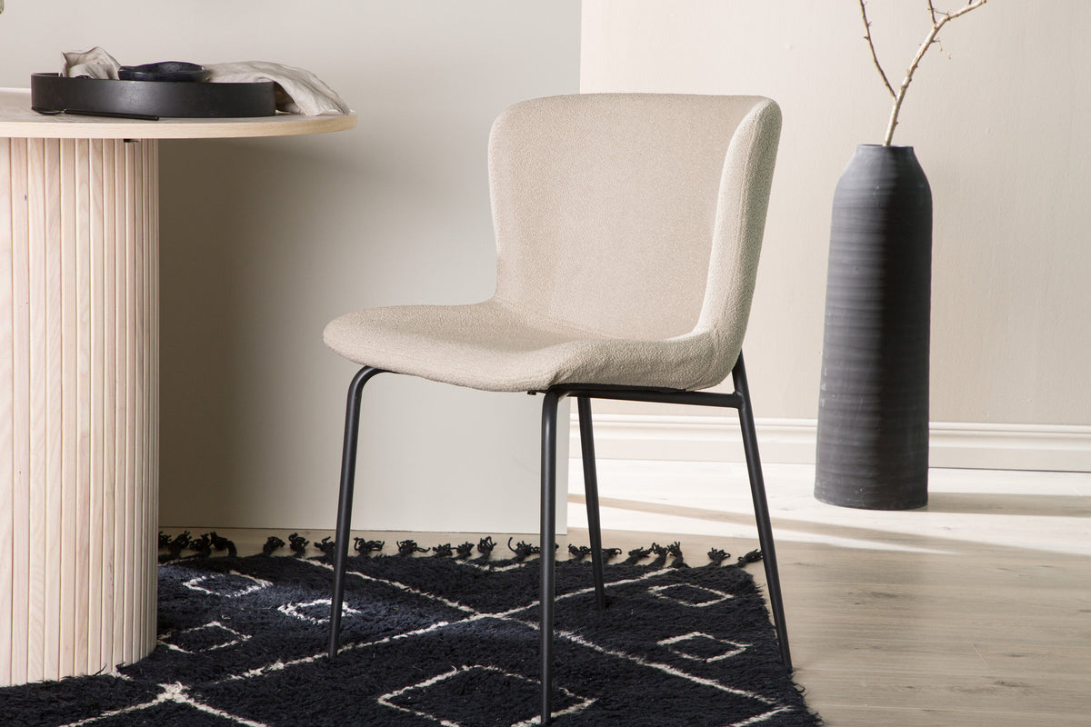 Modesto Stuhl in Beige präsentiert im Onlineshop von KAQTU Design AG. Stuhl ist von Venture Home