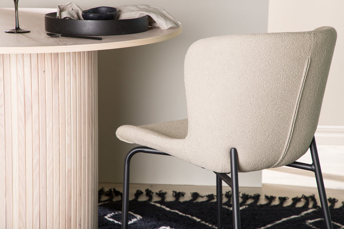 Modesto Stuhl in Beige präsentiert im Onlineshop von KAQTU Design AG. Stuhl ist von Venture Home