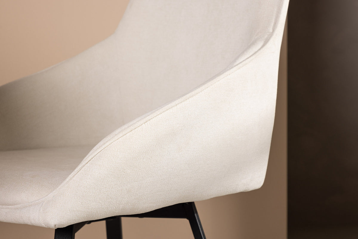 Rosie Drehstuhl in Beige präsentiert im Onlineshop von KAQTU Design AG. Drehstuhl ist von Venture Home