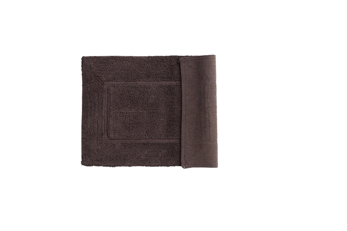William Teppich in Grau präsentiert im Onlineshop von KAQTU Design AG. Teppich ist von Venture Home