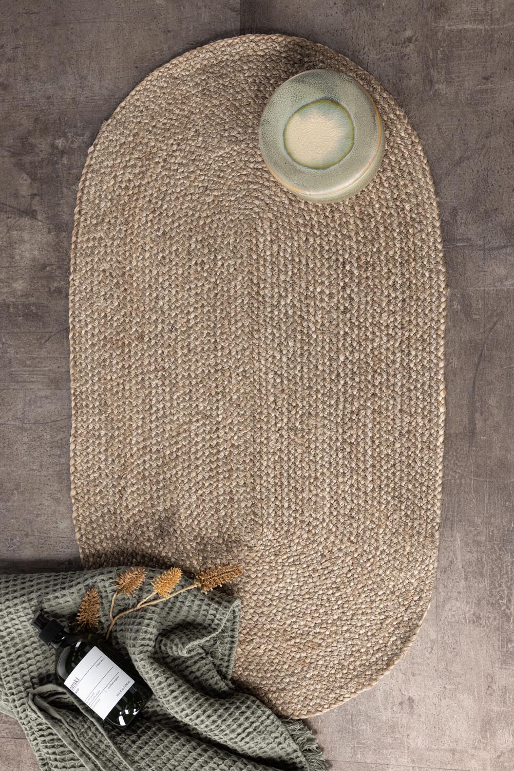 Oliver Teppich Oval in Natur präsentiert im Onlineshop von KAQTU Design AG. Teppich ist von Venture Home