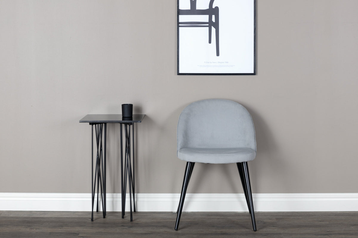 Velvet Matstol Manchester Stuhl in Hellgrau / Schwarz präsentiert im Onlineshop von KAQTU Design AG. Schalenstuhl ist von Venture Home