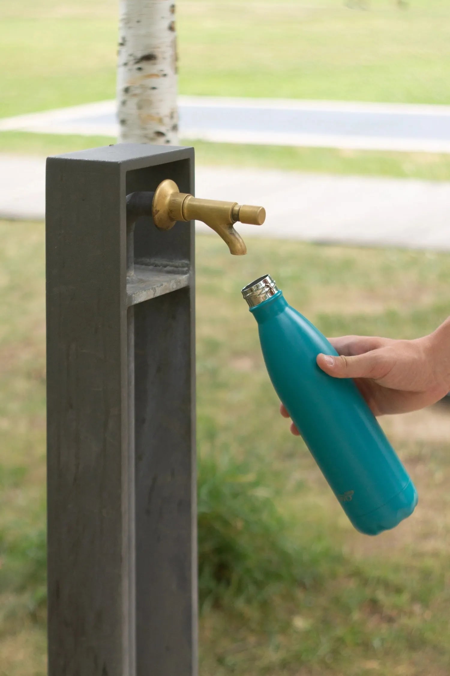 Robuste 750ml Isolierflasche in Petrol von Easy Life für heiße Getränke.