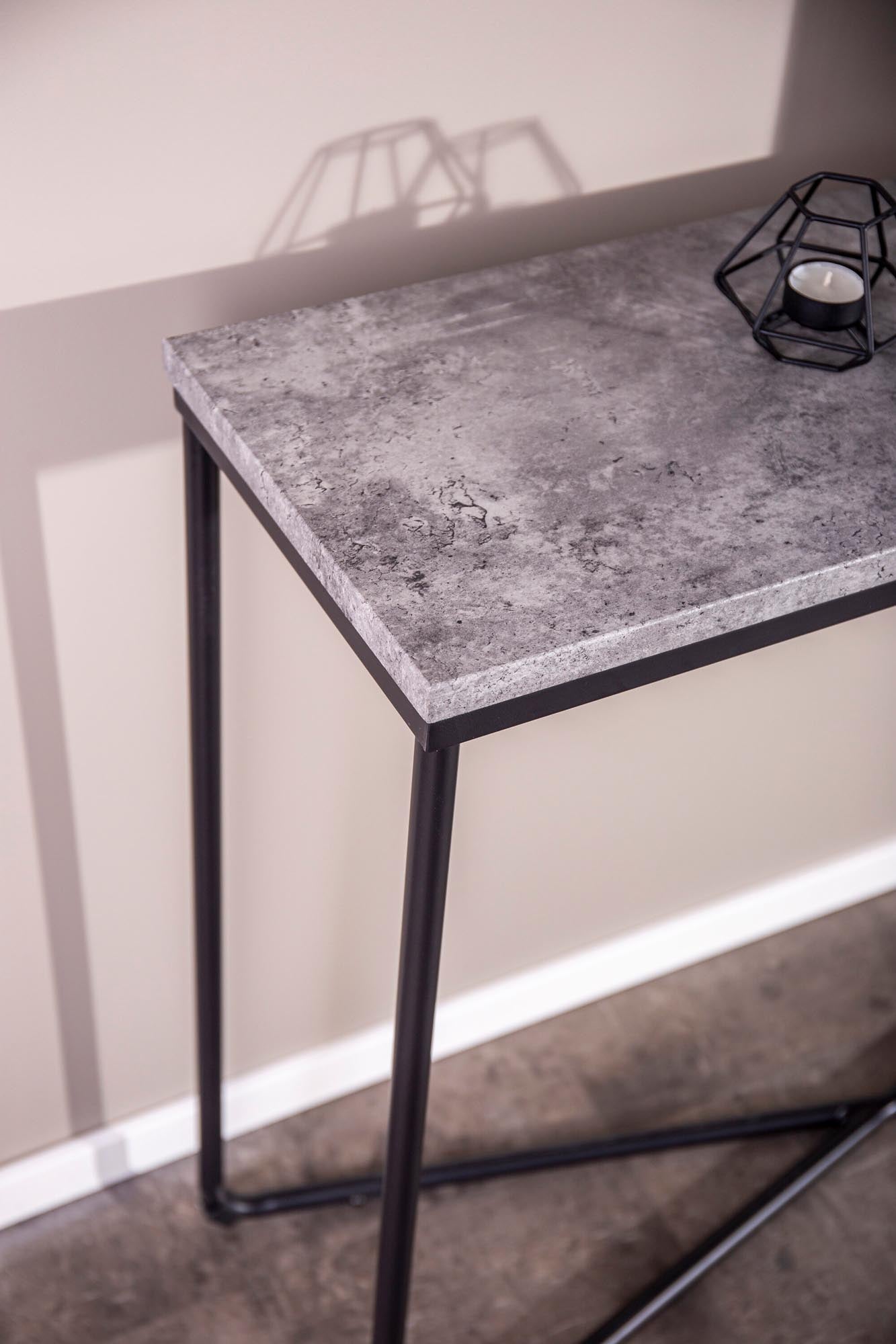 Palace Beistelltisch in Dunkelgrau präsentiert im Onlineshop von KAQTU Design AG. Beistelltisch ist von Venture Home