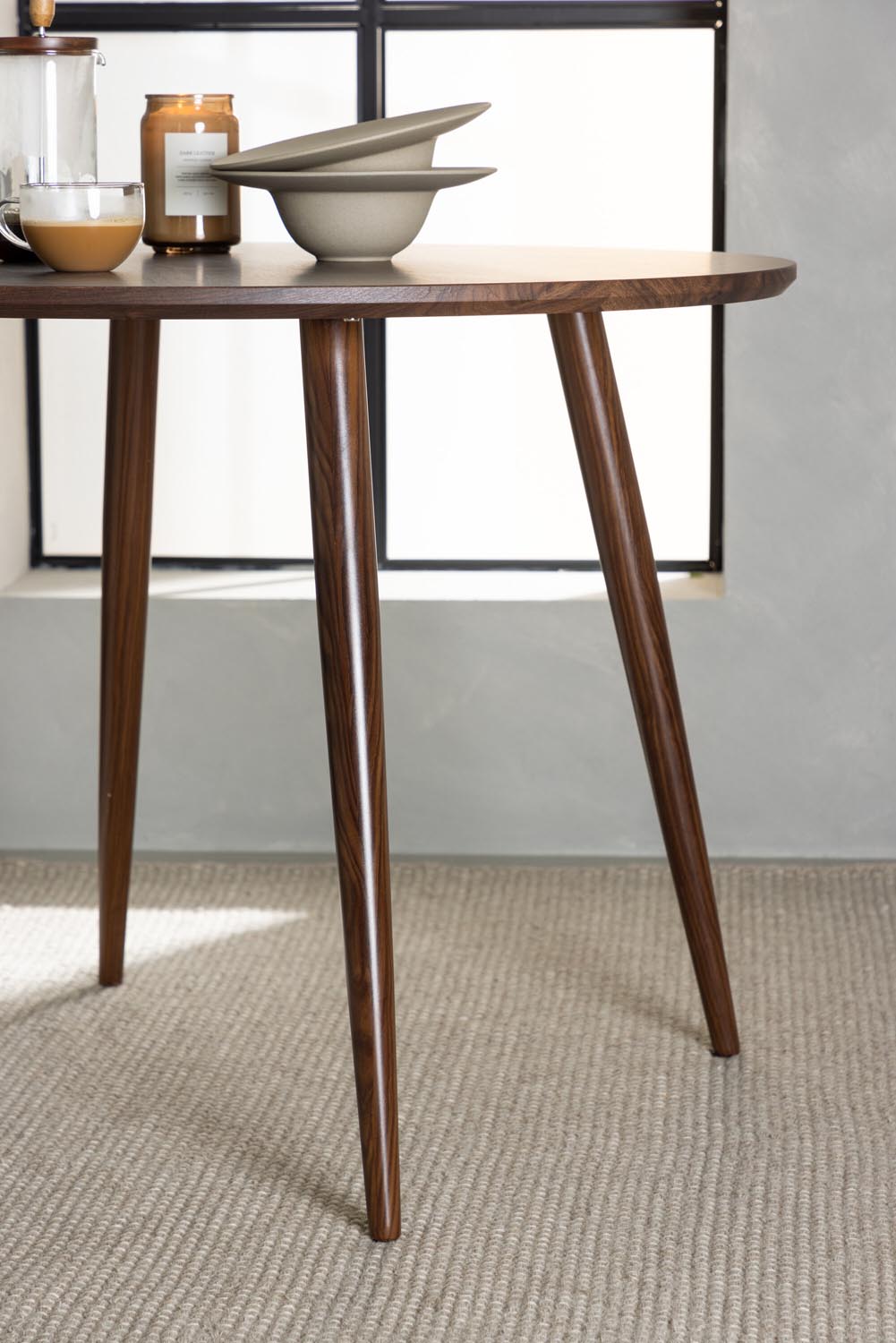 Sanford   φ100*75 Tisch in Dunkelbraun präsentiert im Onlineshop von KAQTU Design AG. Esstisch ist von Venture Home