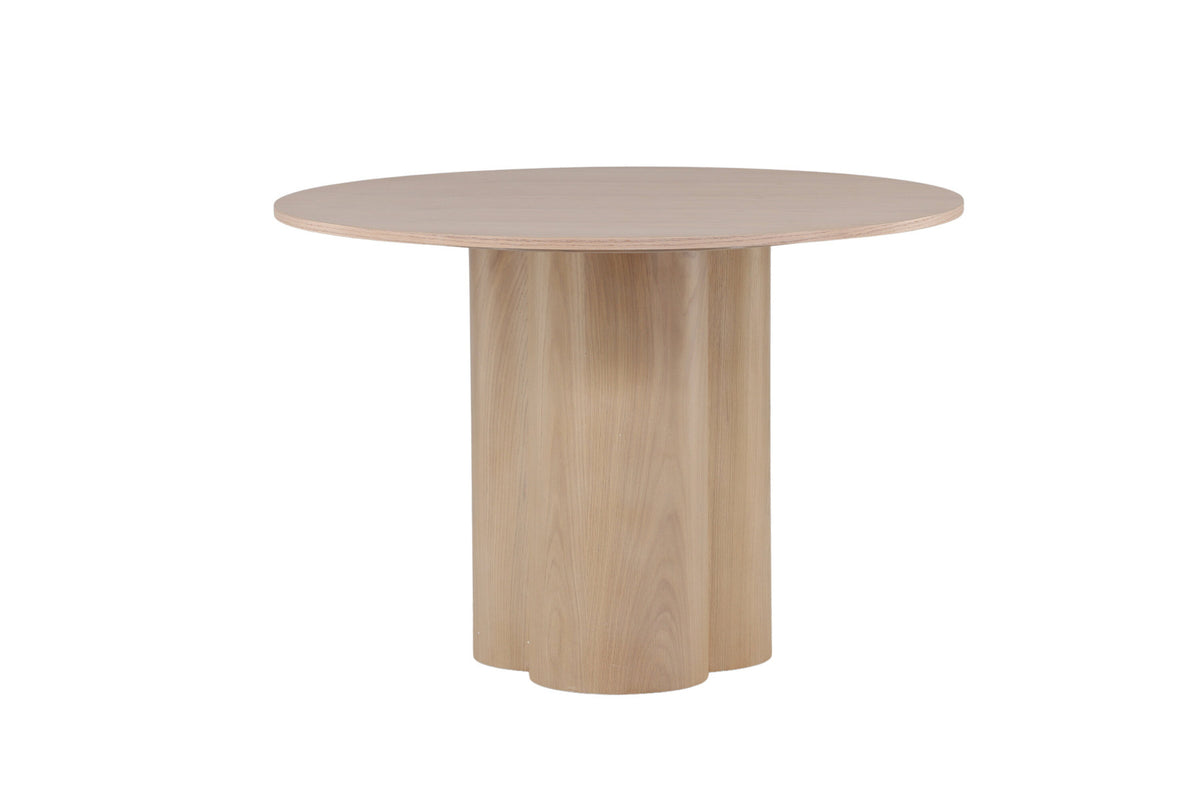 Olivia Esstisch in Tünchen präsentiert im Onlineshop von KAQTU Design AG. Esstisch ist von Venture Home