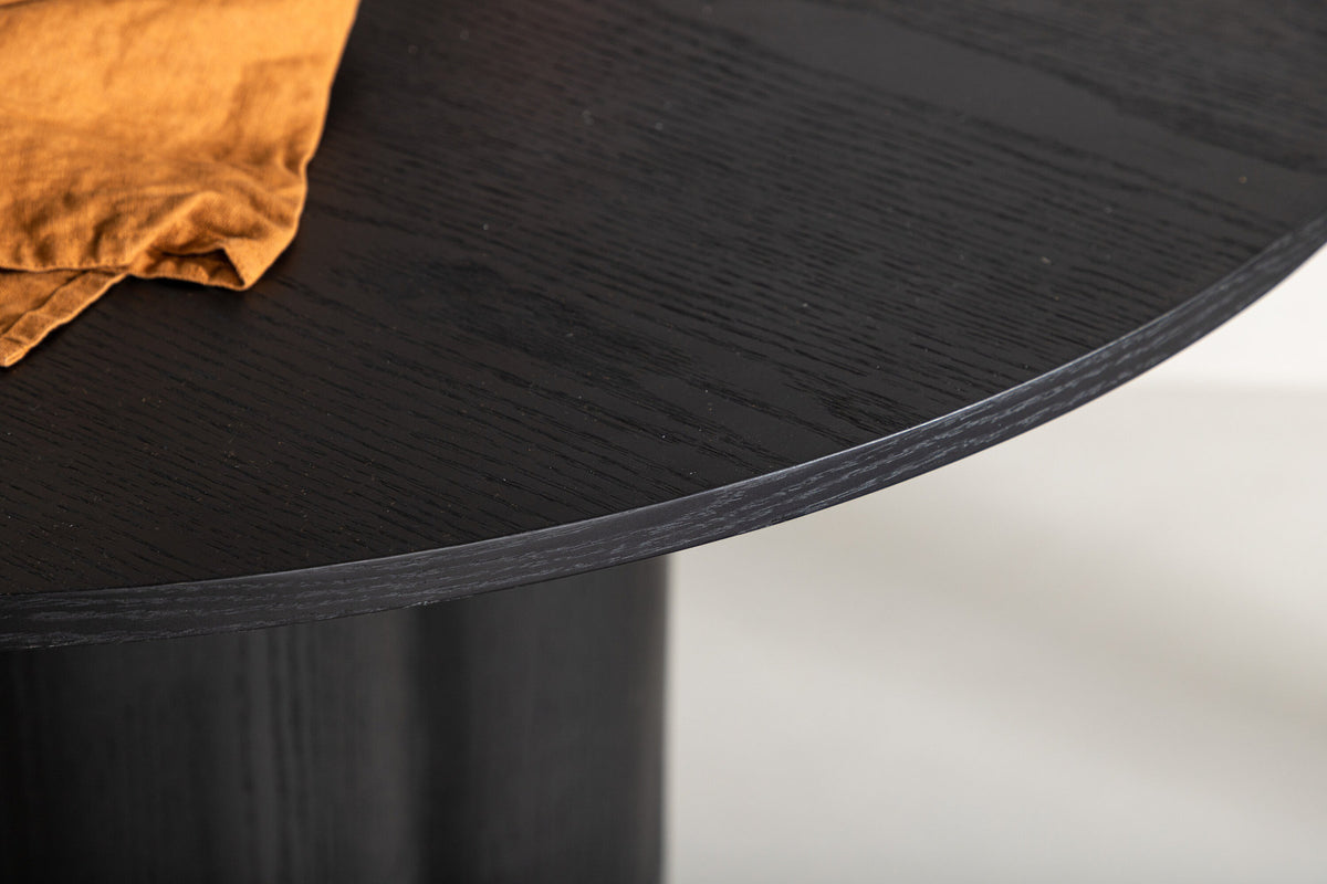 Olivia Esstisch in Schwarz präsentiert im Onlineshop von KAQTU Design AG. Esstisch ist von Venture Home