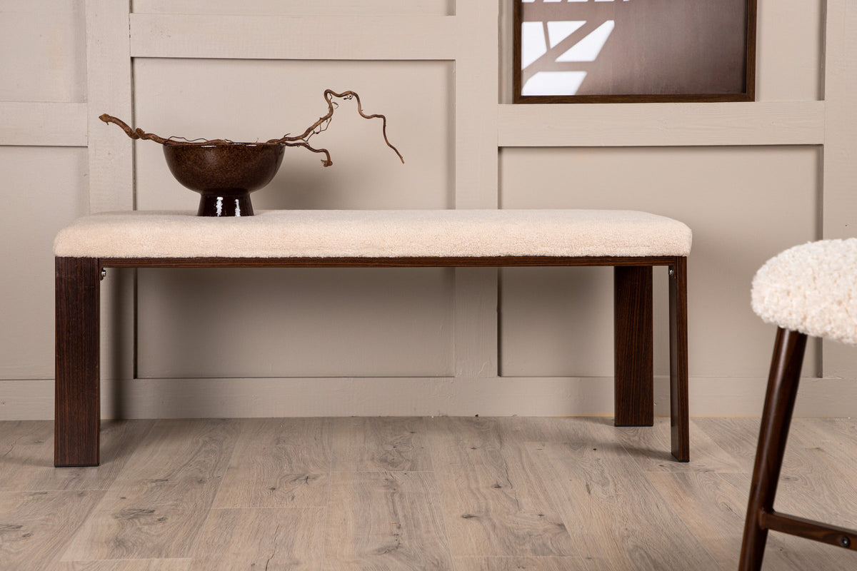 Chester Bank in Weiss präsentiert im Onlineshop von KAQTU Design AG. Sitzbank ist von Venture Home