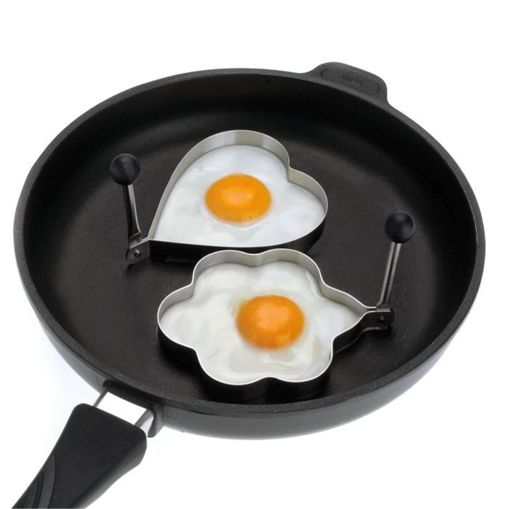 Set aus zwei herzförmigen Speisenformern von Westmark, ideal für kreative Anrichtung von Speisen und Desserts.