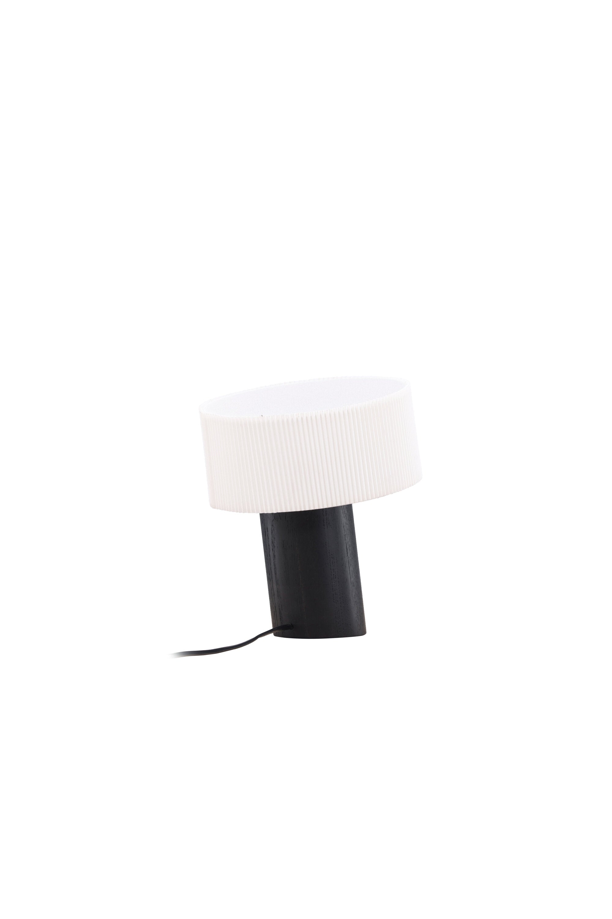 Branäs Tischlampe in Schwarz präsentiert im Onlineshop von KAQTU Design AG. Tischleuchte ist von Venture Home