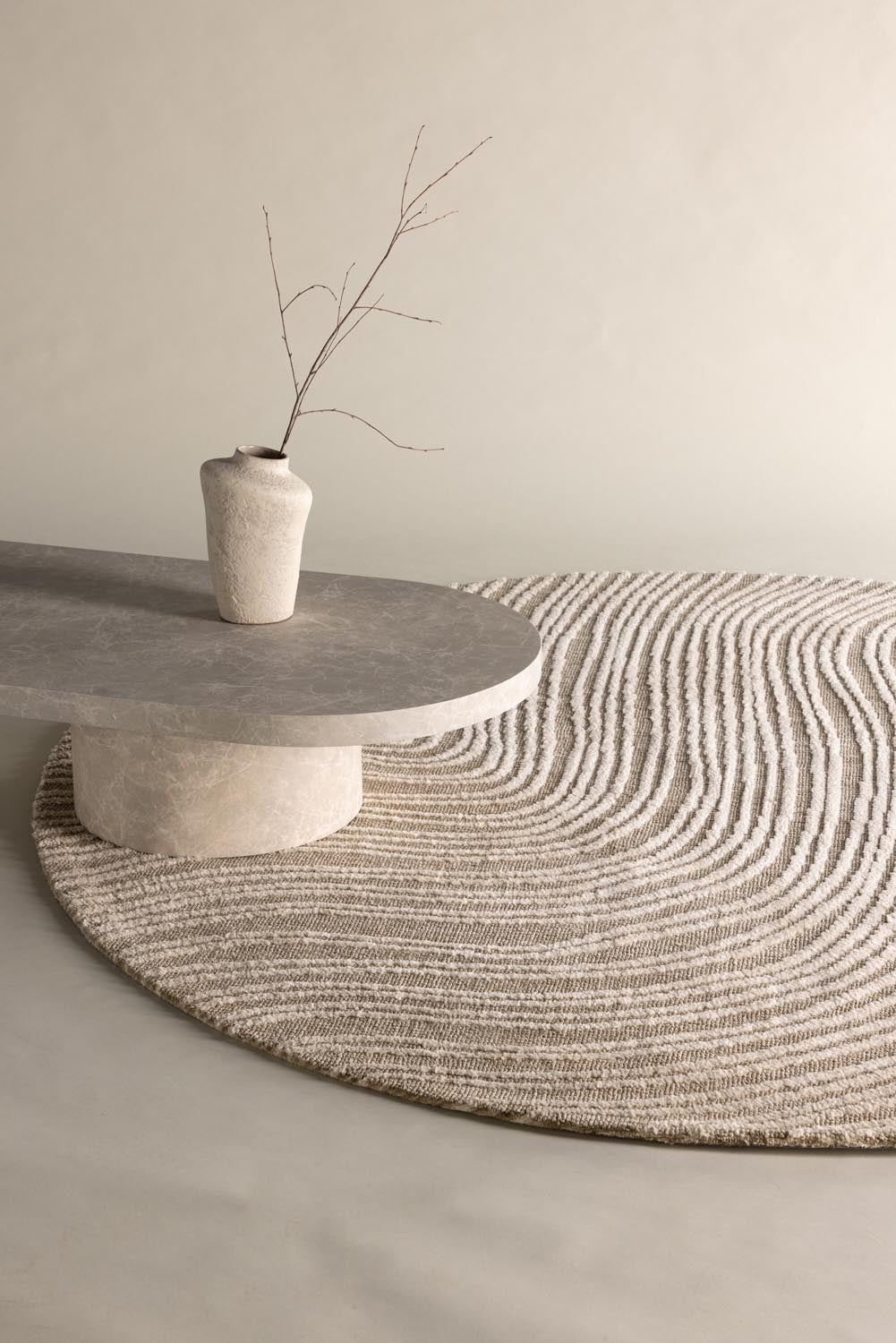 Melle Teppich in Beige präsentiert im Onlineshop von KAQTU Design AG. Teppich ist von Venture Home