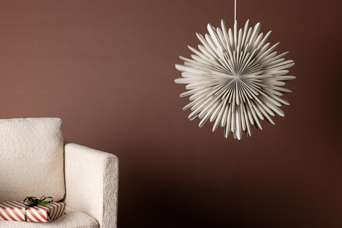 Siegel Pendelleuchte in Beige präsentiert im Onlineshop von KAQTU Design AG. Pendelleuchte ist von Venture Home