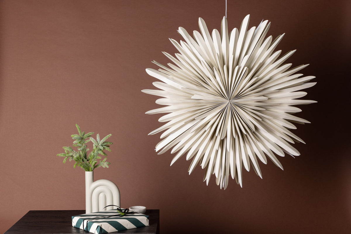 Siegel Pendelleuchte in Beige präsentiert im Onlineshop von KAQTU Design AG. Pendelleuchte ist von Venture Home