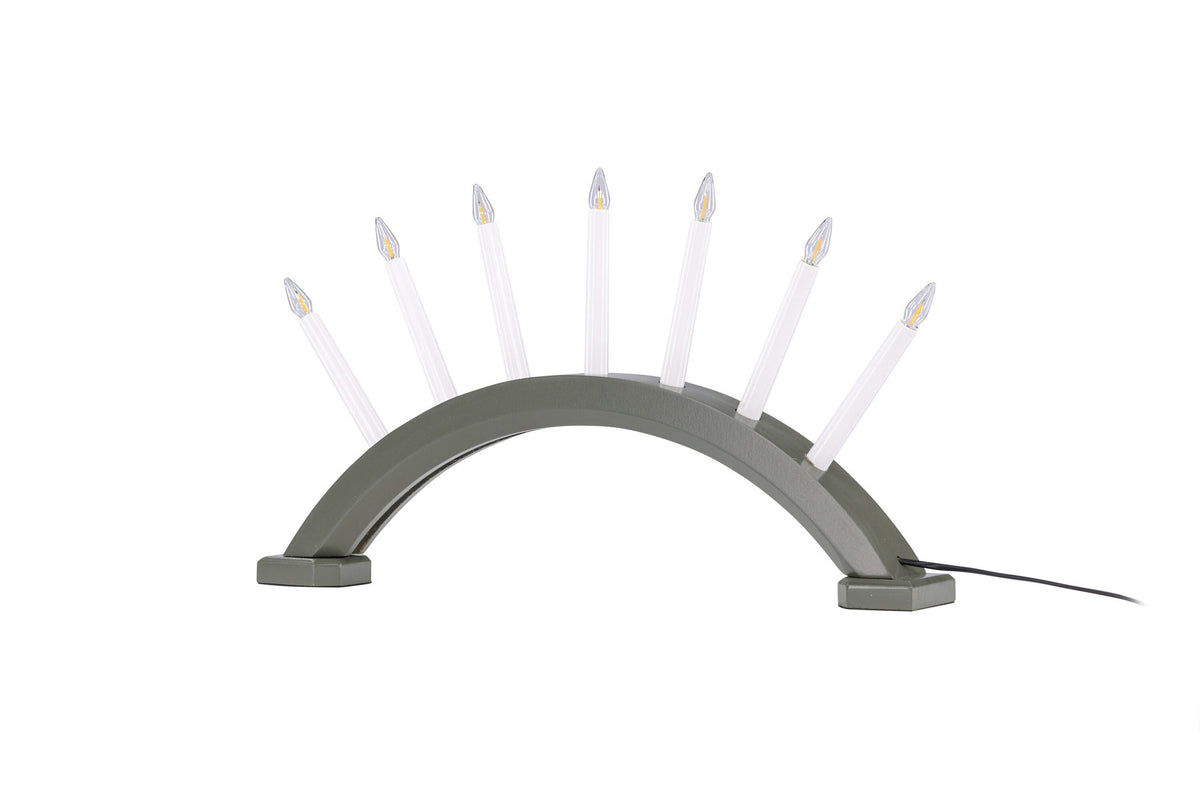 Kebnekaise Tischleuchte in Grün präsentiert im Onlineshop von KAQTU Design AG. Tischleuchte ist von Venture Home