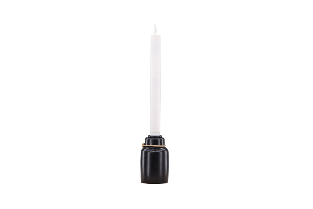 Ulricehamn Kerzenhalter in Schwarz präsentiert im Onlineshop von KAQTU Design AG. Kerzenständer ist von Venture Home