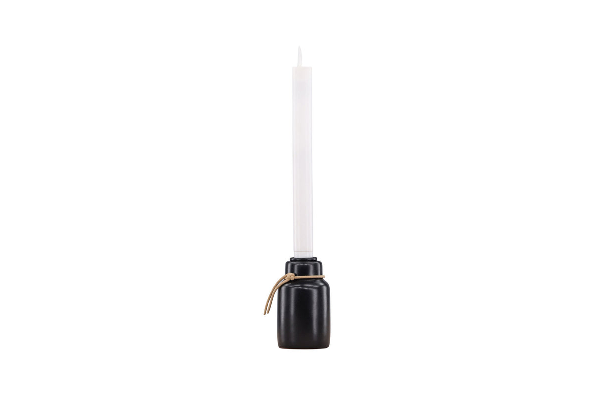 Ulricehamn Kerzenhalter in Schwarz präsentiert im Onlineshop von KAQTU Design AG. Kerzenständer ist von Venture Home