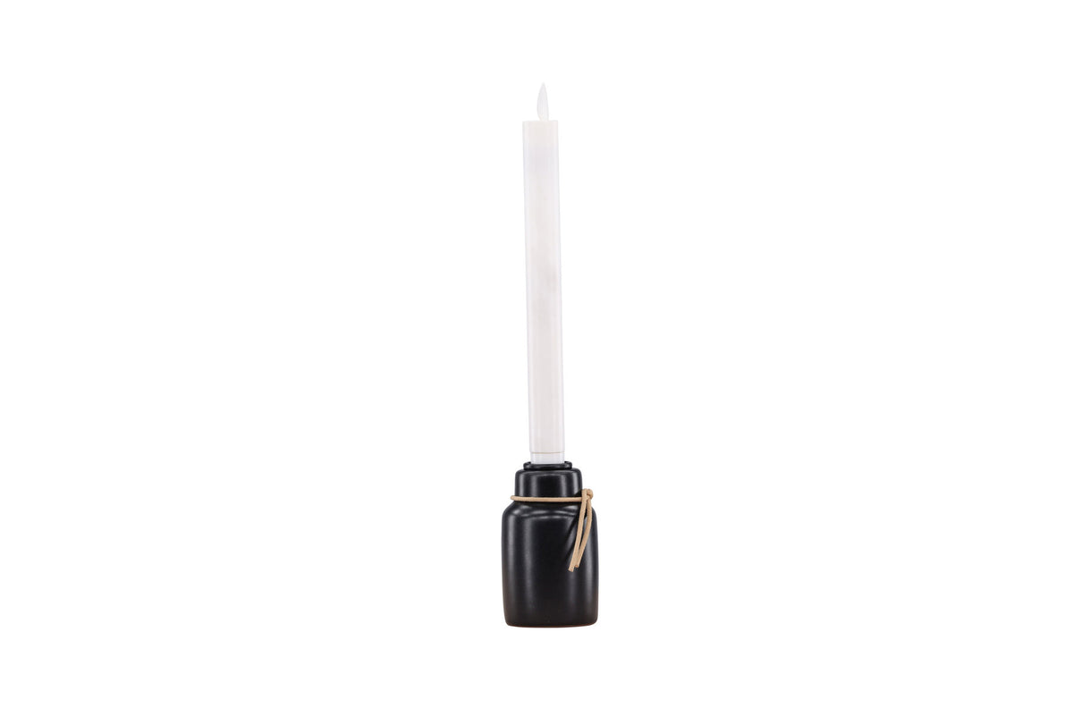 Ulricehamn Kerzenhalter in Schwarz präsentiert im Onlineshop von KAQTU Design AG. Kerzenständer ist von Venture Home