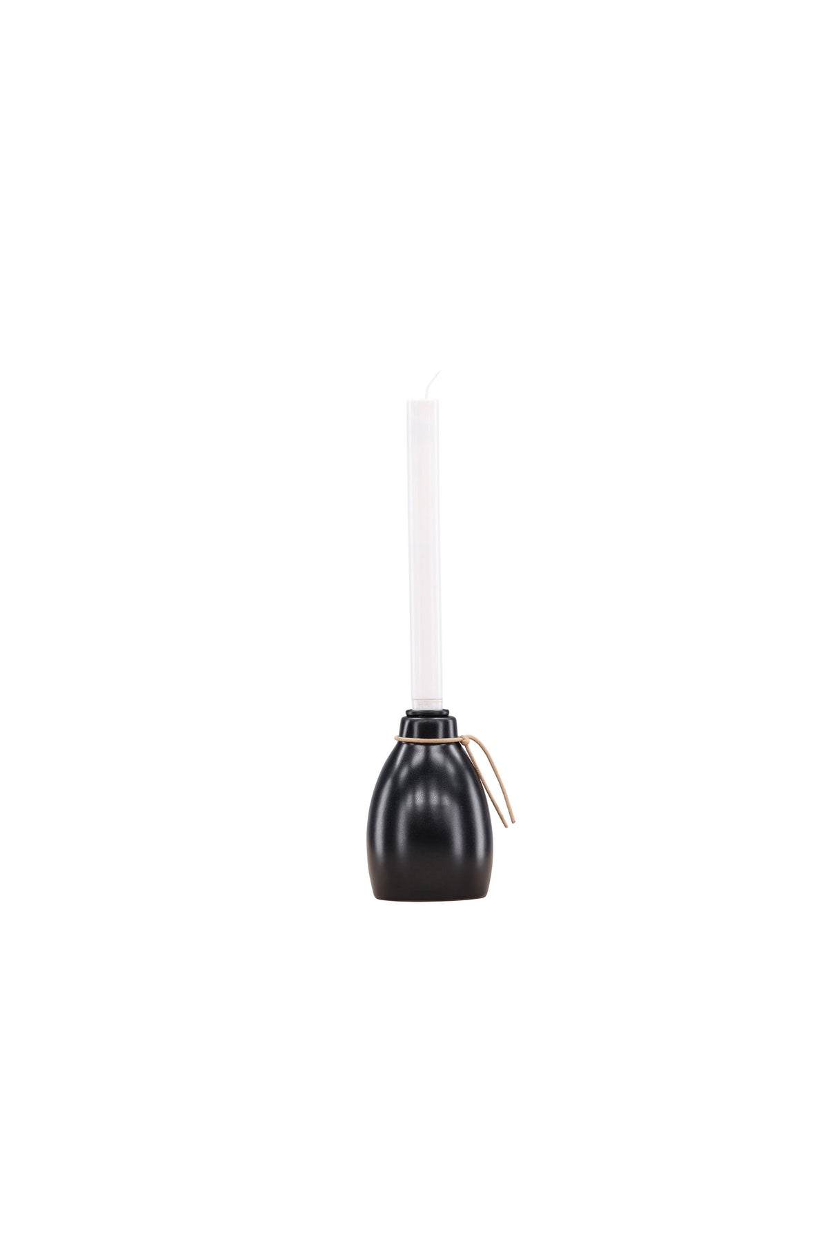 Ulricehamn Kerzenhalter in Schwarz präsentiert im Onlineshop von KAQTU Design AG. Kerzenständer ist von Venture Home