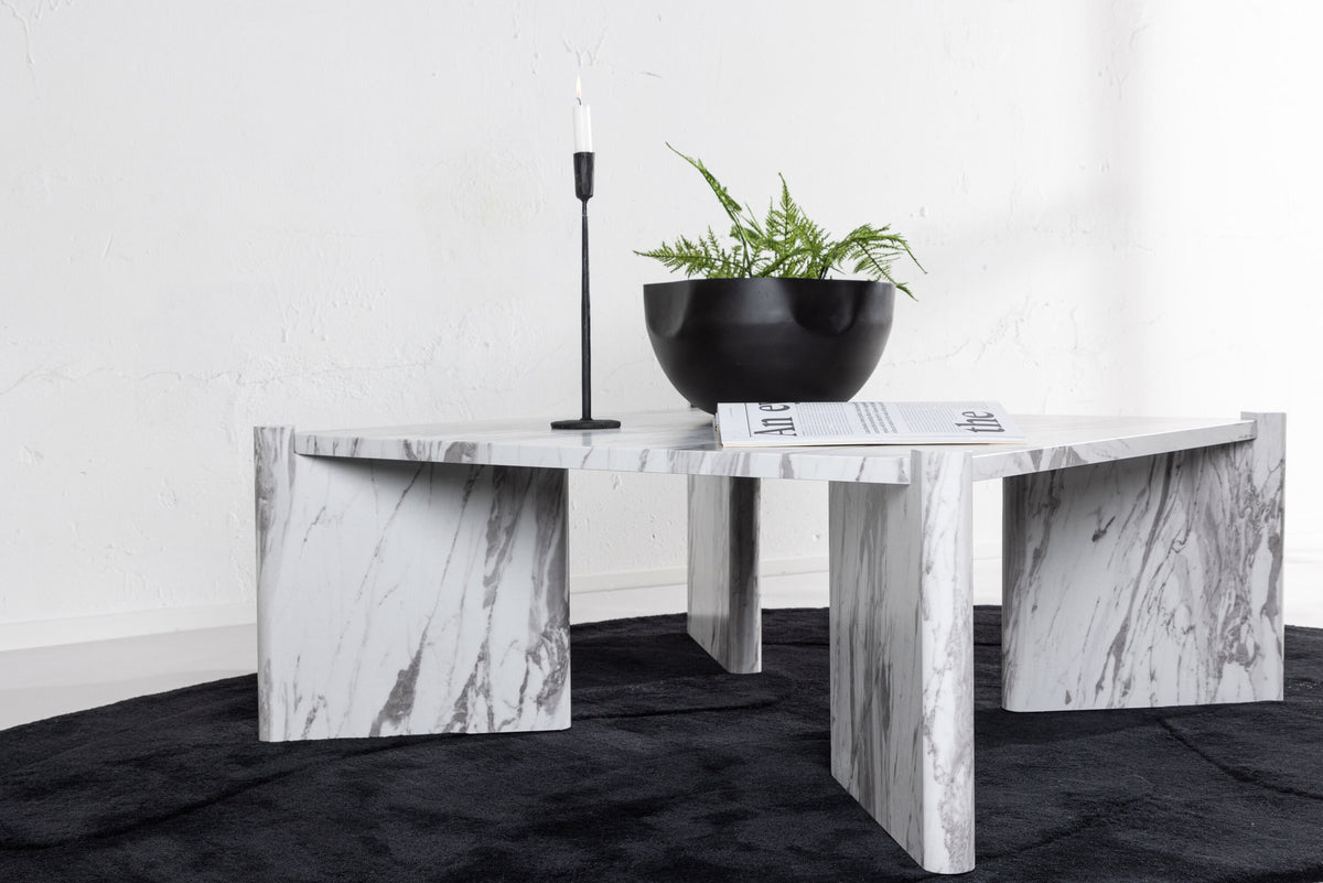 Rogaland Coffee Tisch in Weiss präsentiert im Onlineshop von KAQTU Design AG. Beistelltisch ist von Venture Home