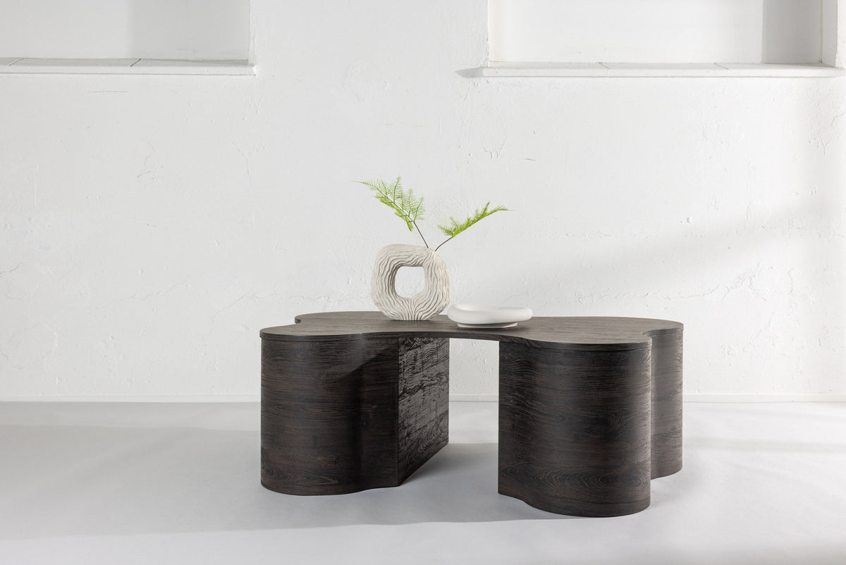 Larvik Coffee Tisch in Mokka präsentiert im Onlineshop von KAQTU Design AG. Beistelltisch ist von Venture Home