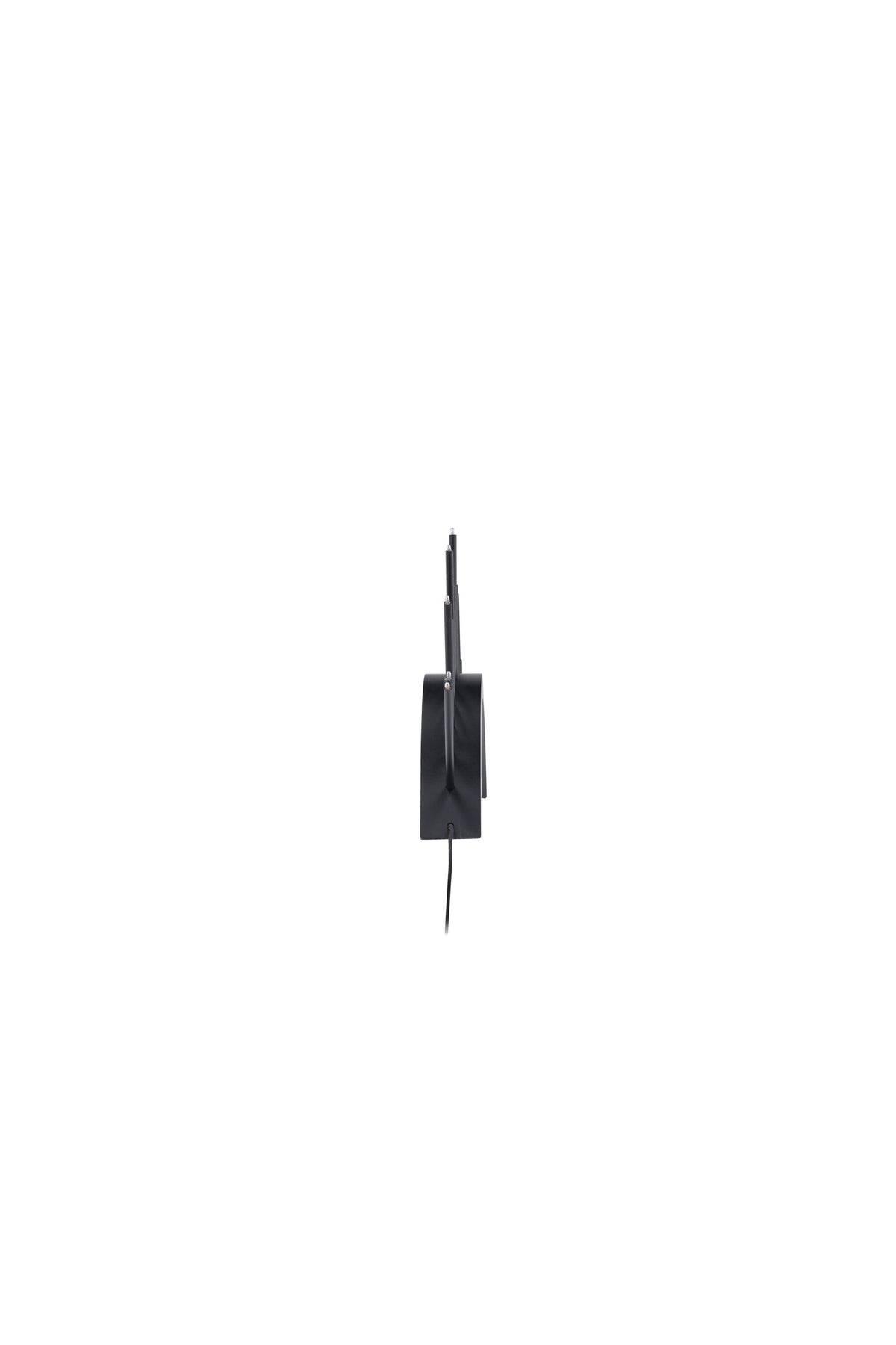 Kettilsås Candlestick in Schwarz präsentiert im Onlineshop von KAQTU Design AG. Weihnachtszubehör ist von Venture Home