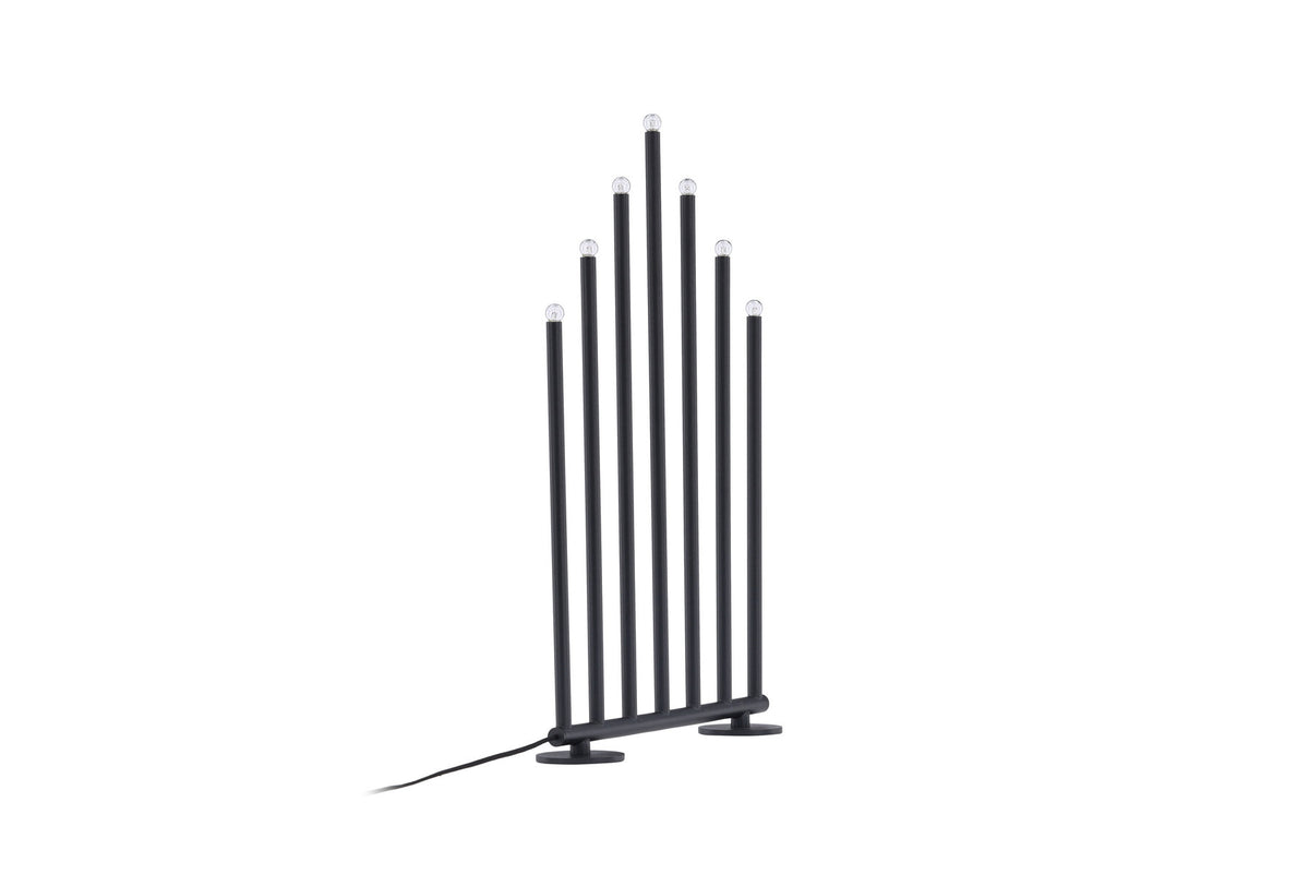 Björnfjället Tischlampe in Schwarz präsentiert im Onlineshop von KAQTU Design AG. Tischleuchte ist von Venture Home