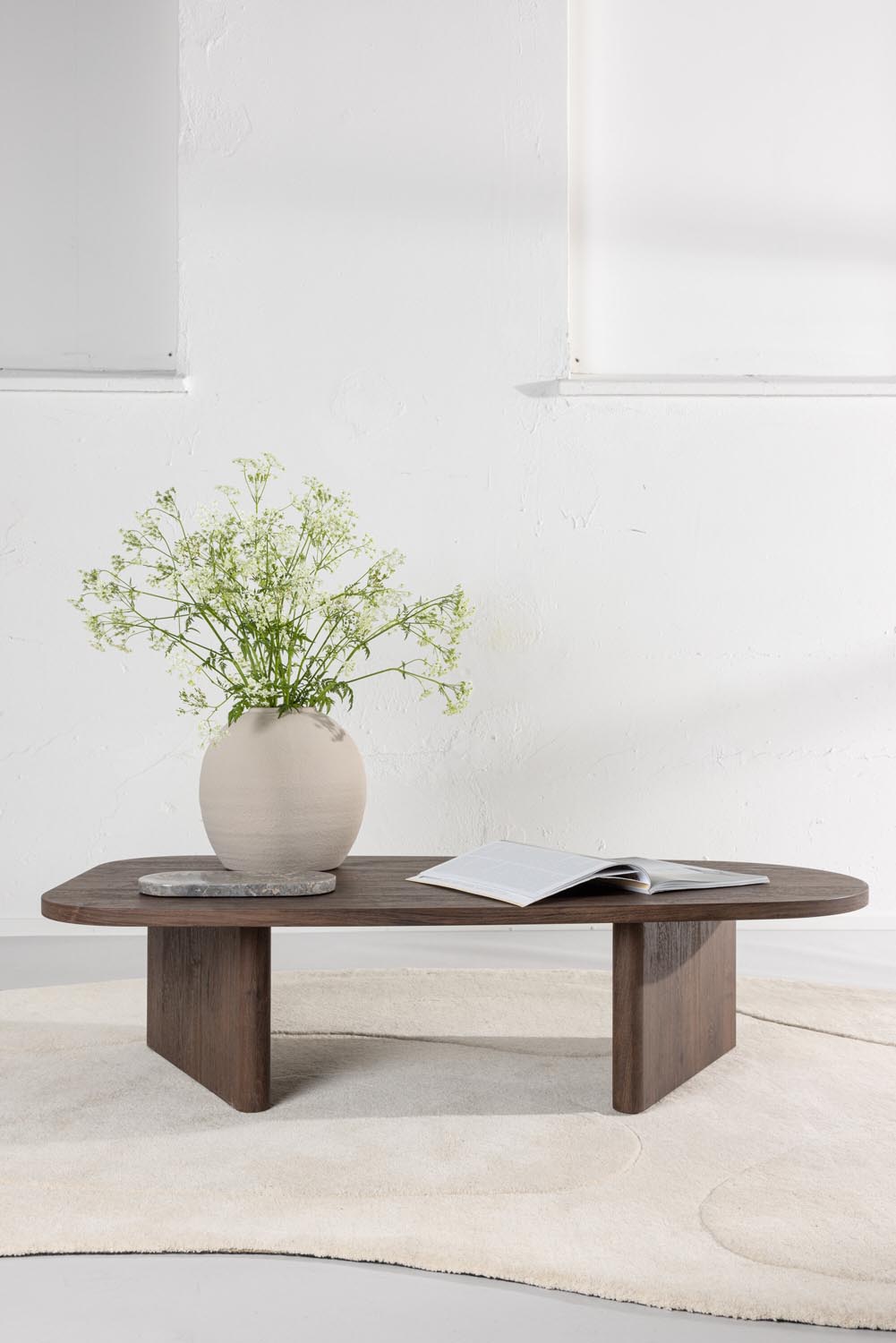 Grönvik Sofatisch in Mokka präsentiert im Onlineshop von KAQTU Design AG. Beistelltisch ist von Venture Home