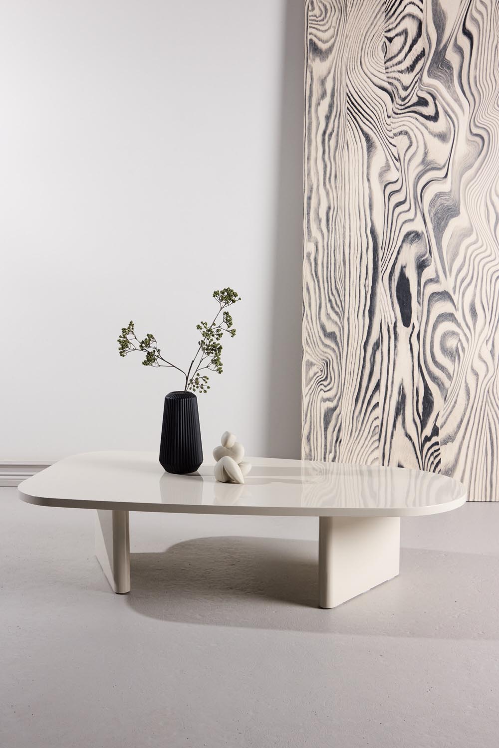 Grönvik Sofa-Tisch in Beige präsentiert im Onlineshop von KAQTU Design AG. Beistelltisch ist von Venture Home