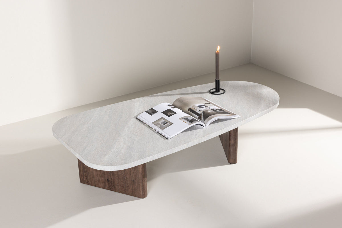 Grönvik Sofatisch in Hellgrau/ Mokka präsentiert im Onlineshop von KAQTU Design AG. Beistelltisch ist von Venture Home