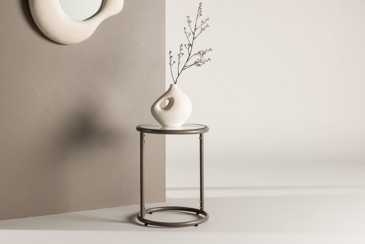Stavanger Sideboard in Braun präsentiert im Onlineshop von KAQTU Design AG. Couchtisch ist von Venture Home