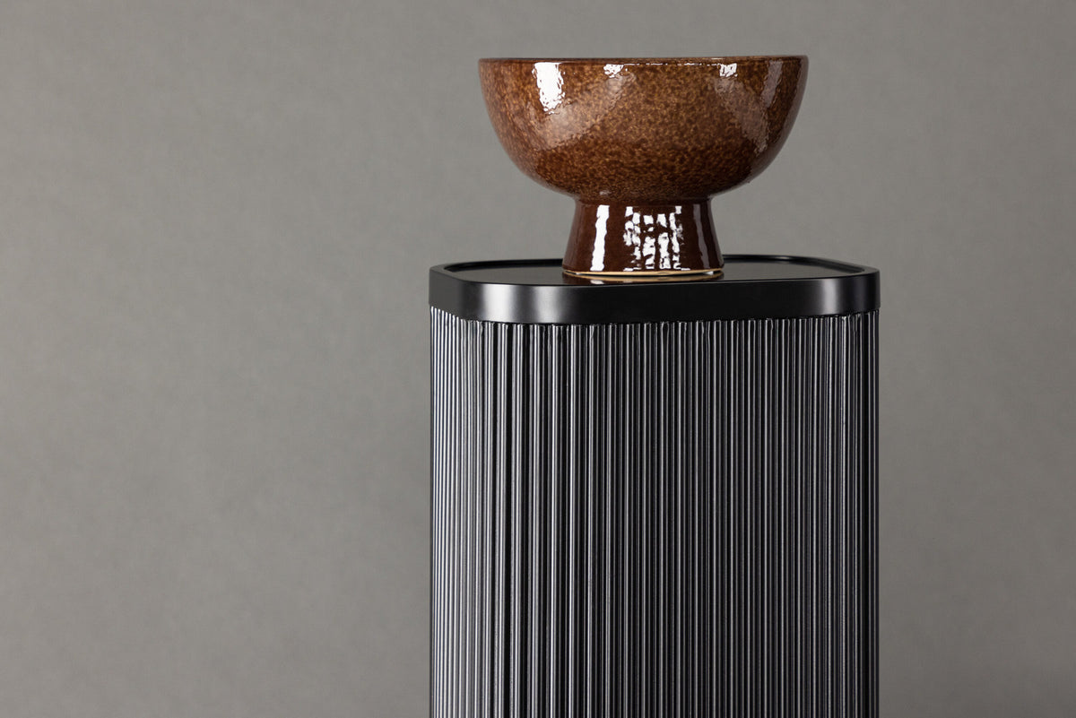 Lenox Beistelltisch in Schwarz präsentiert im Onlineshop von KAQTU Design AG. Beistelltisch ist von Venture Home