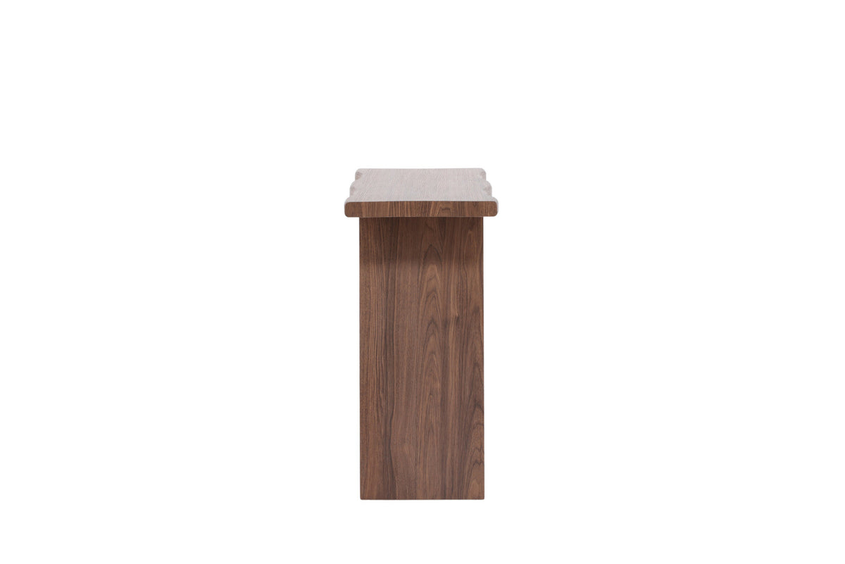Kirkenes Schreibtisch in Nussbaum präsentiert im Onlineshop von KAQTU Design AG. Schreibtisch ist von Venture Home