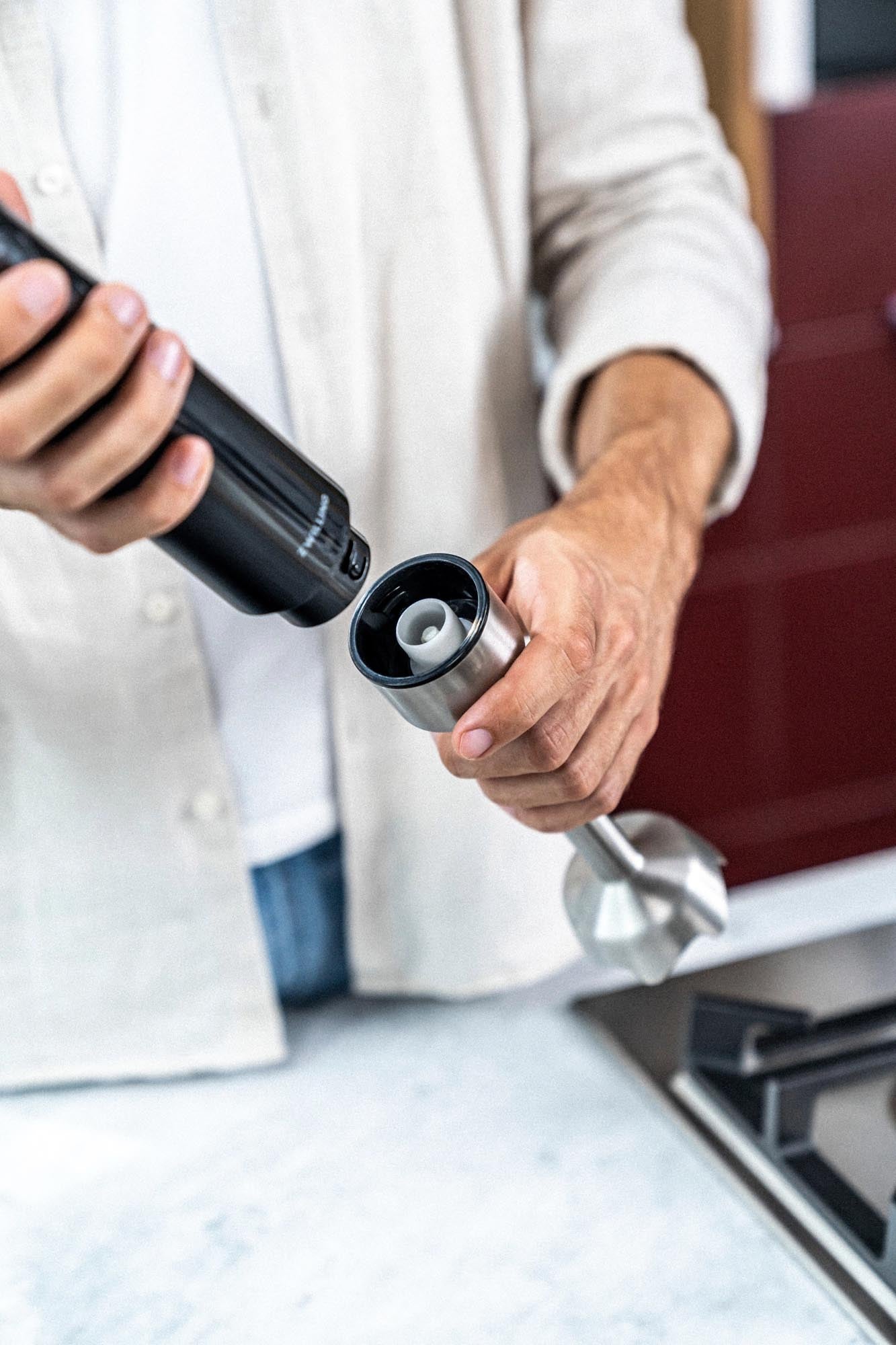 Zwilling Stabmixer: Vielseitig mit Becher und Vakuumdeckel.
