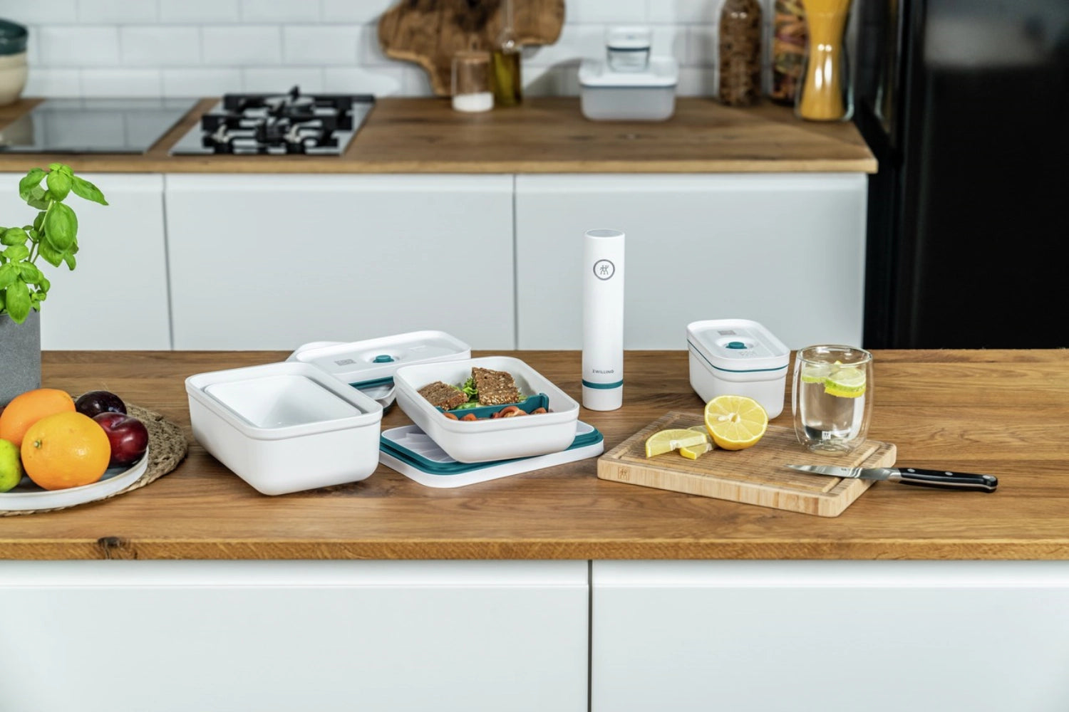 16tlg. La Mer Vakuum Starterset M/L Glas in Transparent präsentiert im Onlineshop von KAQTU Design AG. Aufbewahrungsbehälter ist von Zwilling