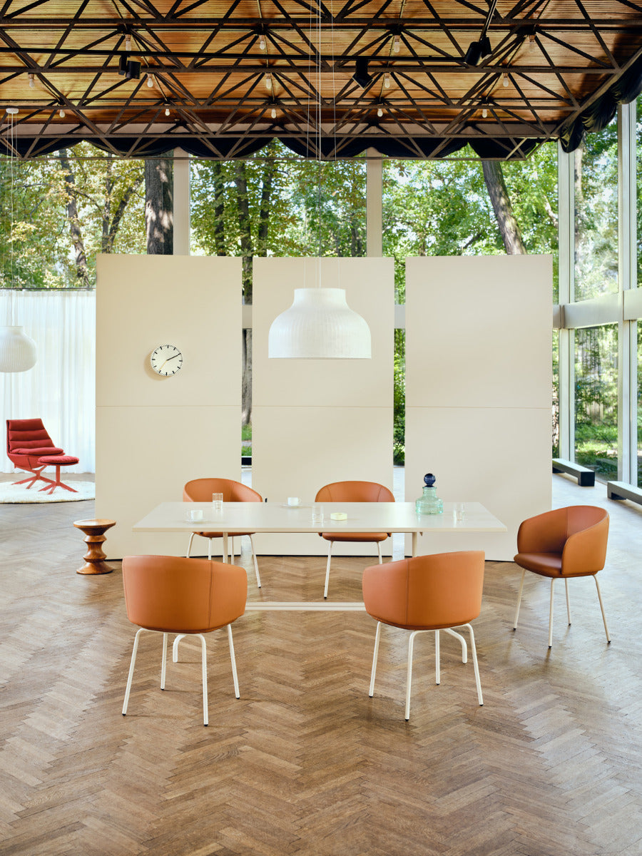 Grace GRP5 - Stuhl 4-Bein-Gestell in  präsentiert im Onlineshop von KAQTU Design AG. Drehstuhl ist von Mdd