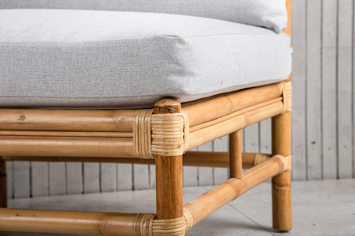 Cane Mittelteil Sofa in Natur präsentiert im Onlineshop von KAQTU Design AG. Lounge Sofa ist von Venture Home