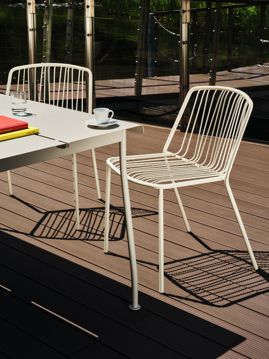 Bris BRS02 - Stuhl, Set von 2 Stück in Blau präsentiert im Onlineshop von KAQTU Design AG. Gartenstuhl ist von Mdd