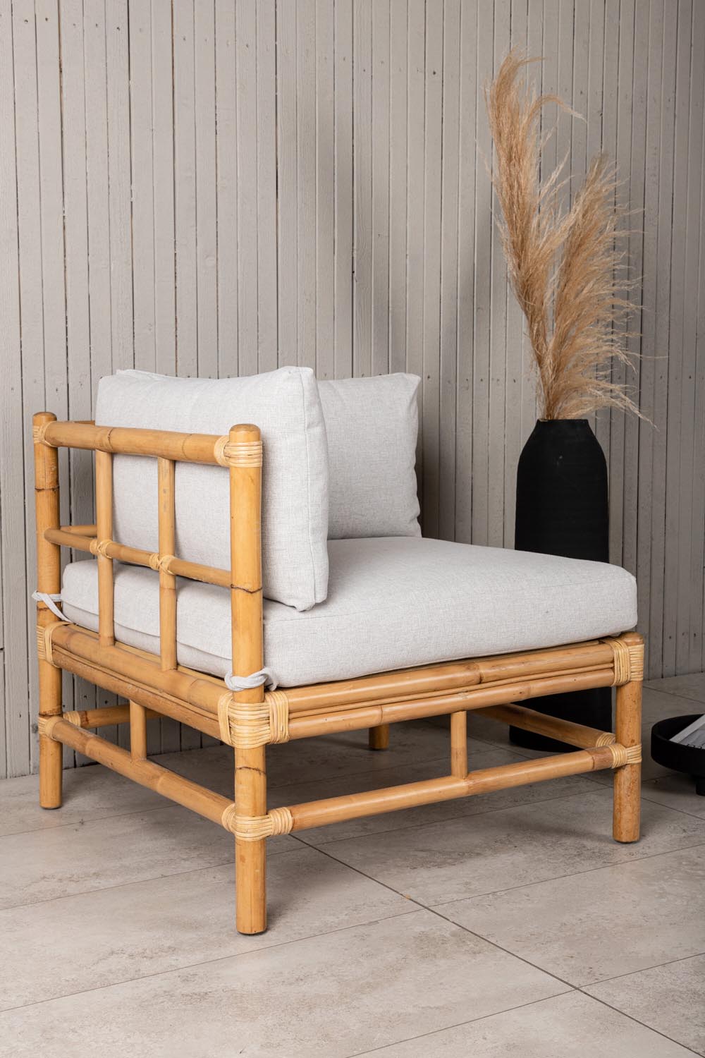 Cane Ecksofa in Natur präsentiert im Onlineshop von KAQTU Design AG. Lounge Sofa ist von Venture Home