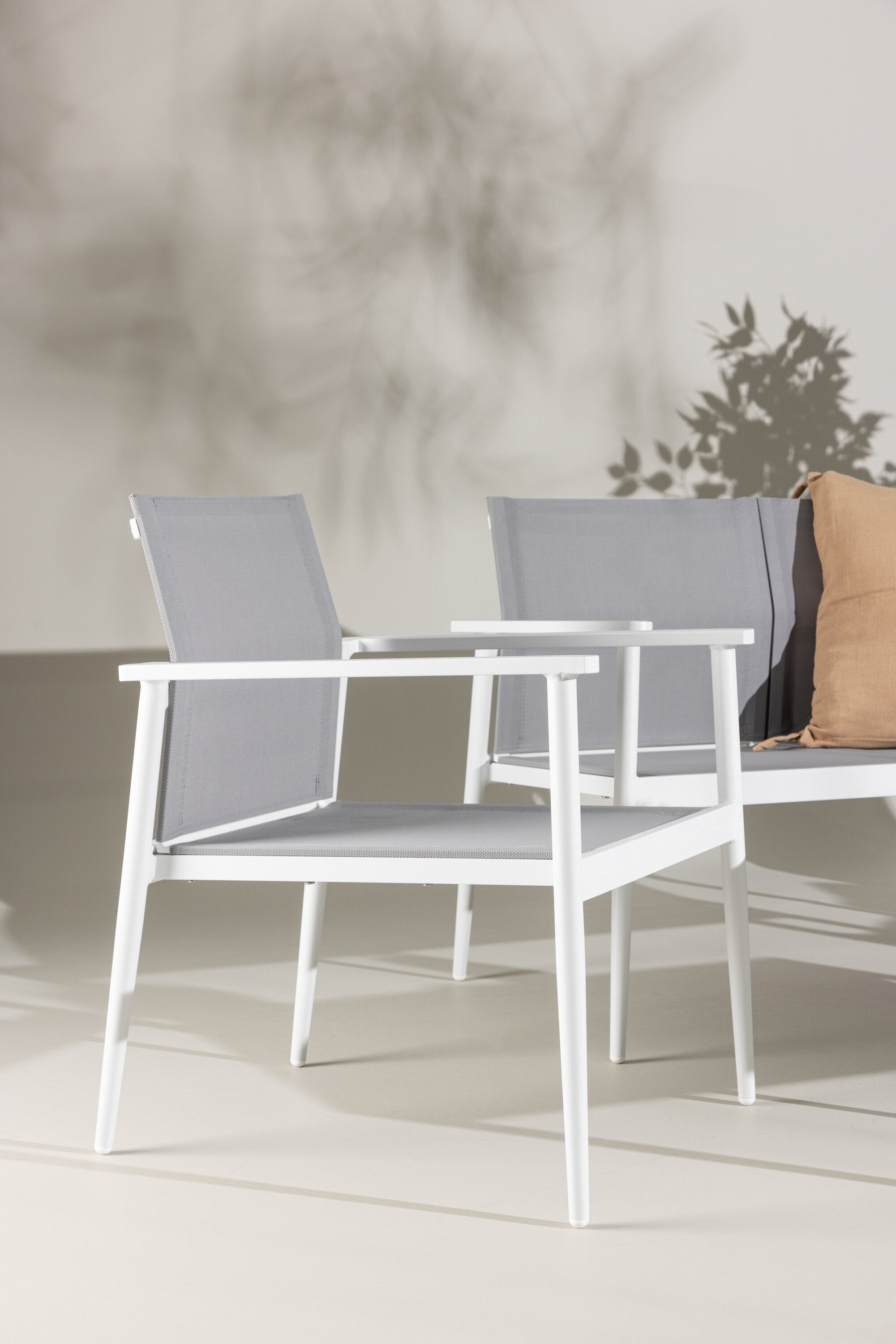 Break Sofa Outdoorset 90cm in Weiß präsentiert im Onlineshop von KAQTU Design AG. Loungeset ist von Venture Home