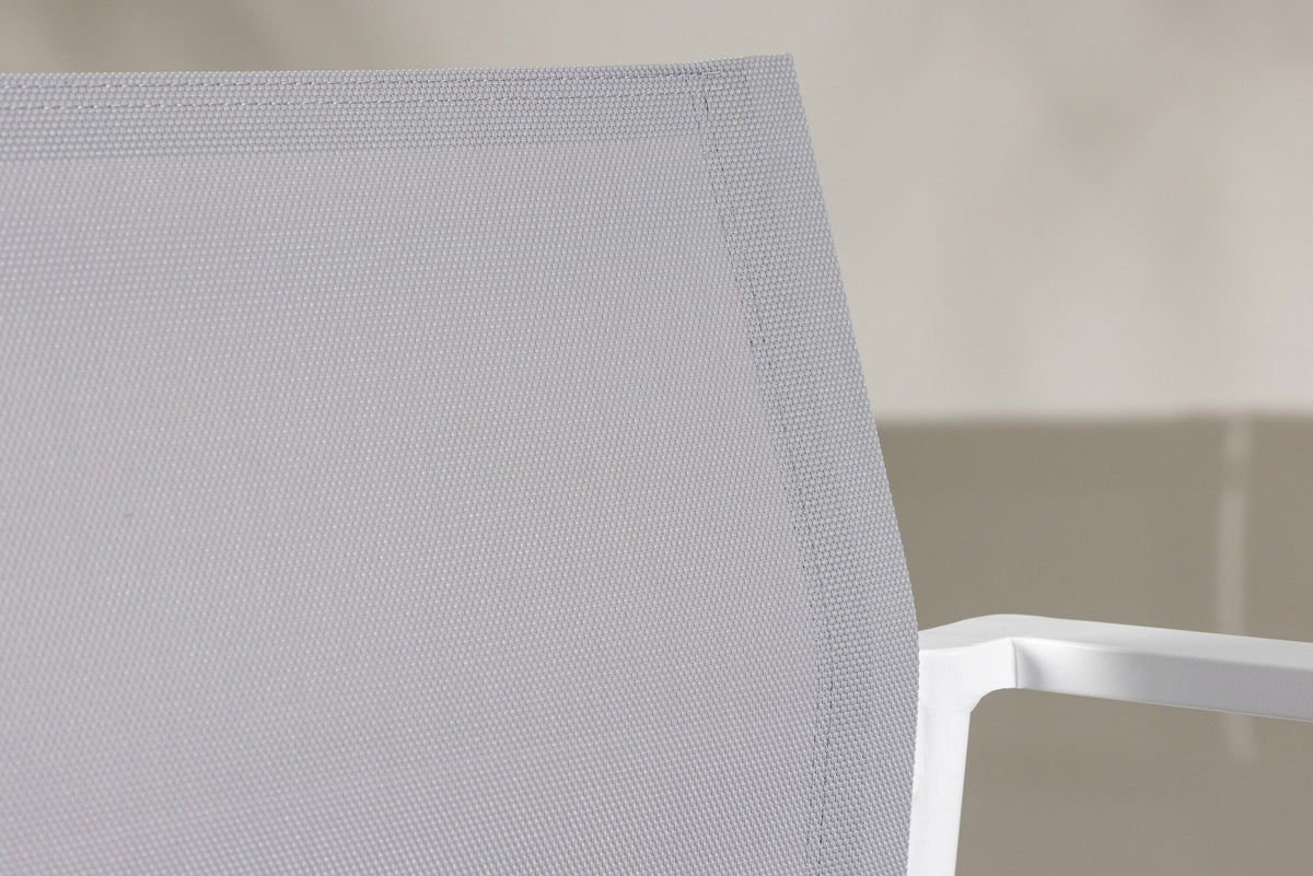 Weisses Break Sofa Outdoorset von Venture Home mit Aluminiumrahmen und grauem Textilene-Bezug, Loungeset für den Aussenbereich