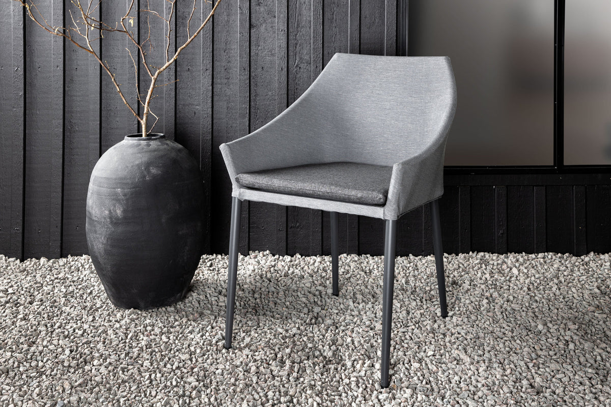 Spoga Stuhl in Schwarz/Grau präsentiert im Onlineshop von KAQTU Design AG. Gartenstuhl ist von Venture Home